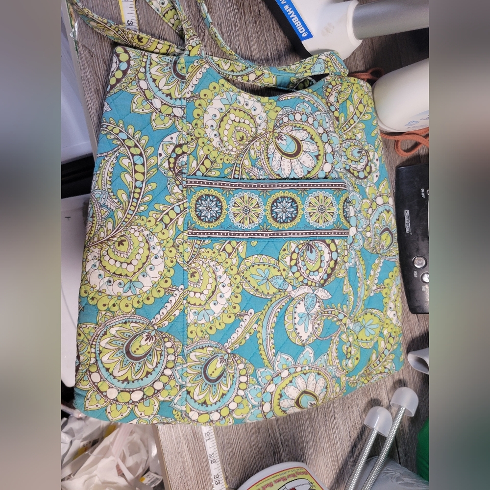 Vera Bradley Quilted Large Purse or Tote Paisley‎ print